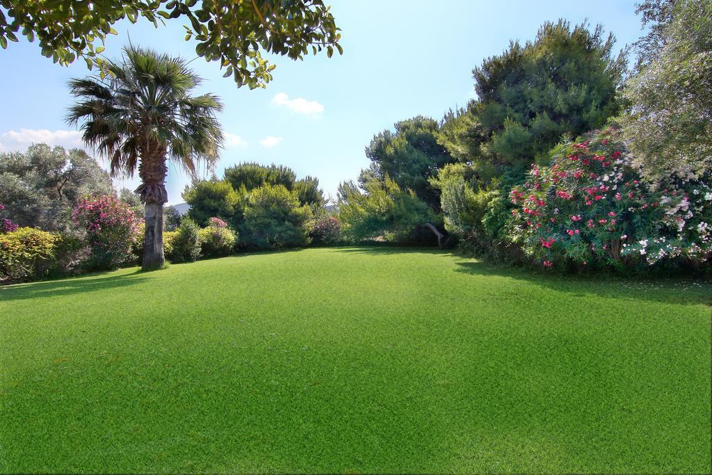 אתונה Vouliagmeni Villa מראה חיצוני תמונה